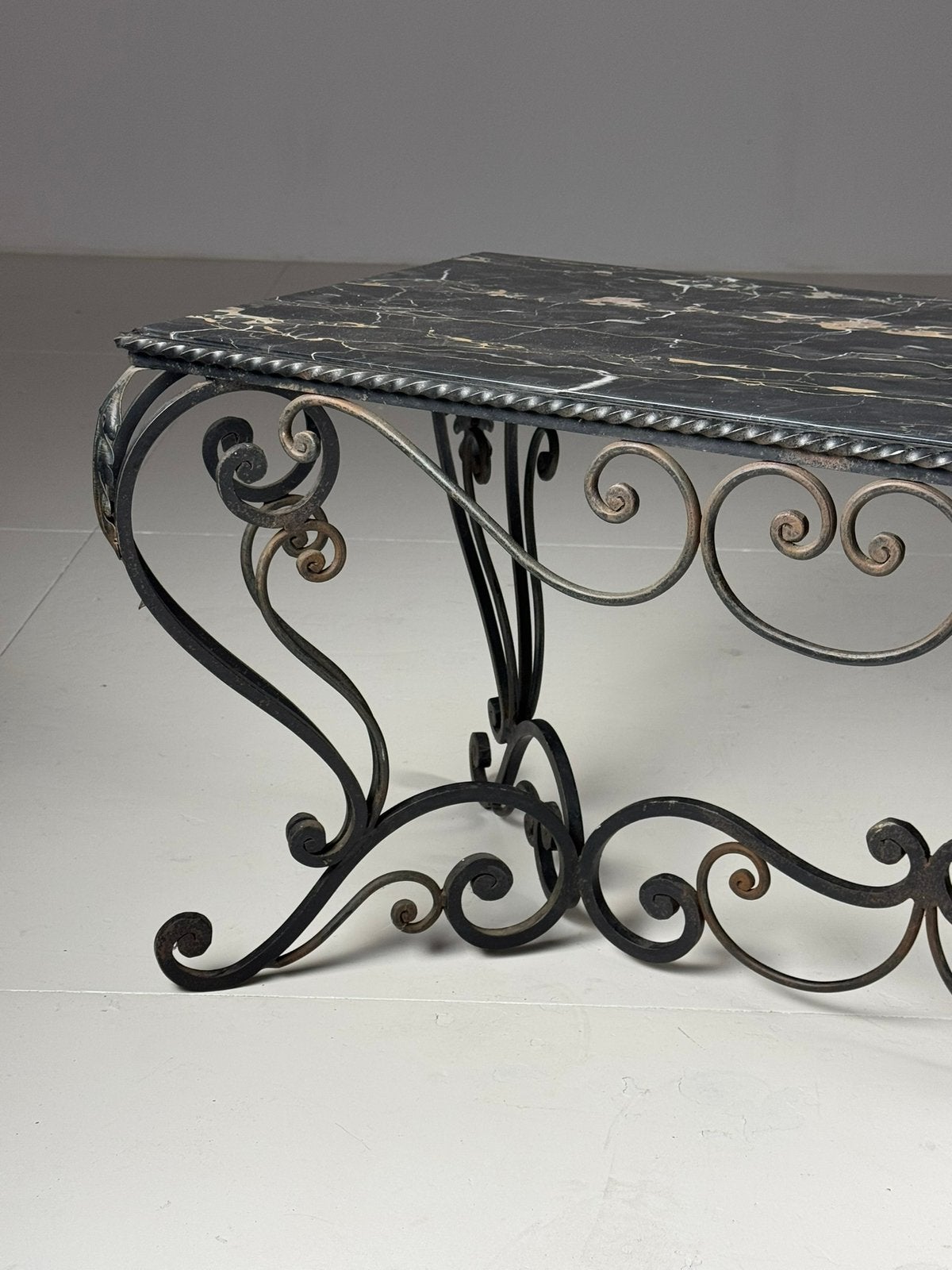 Salontafel smeedijzer met marmeren blad, Ophalen