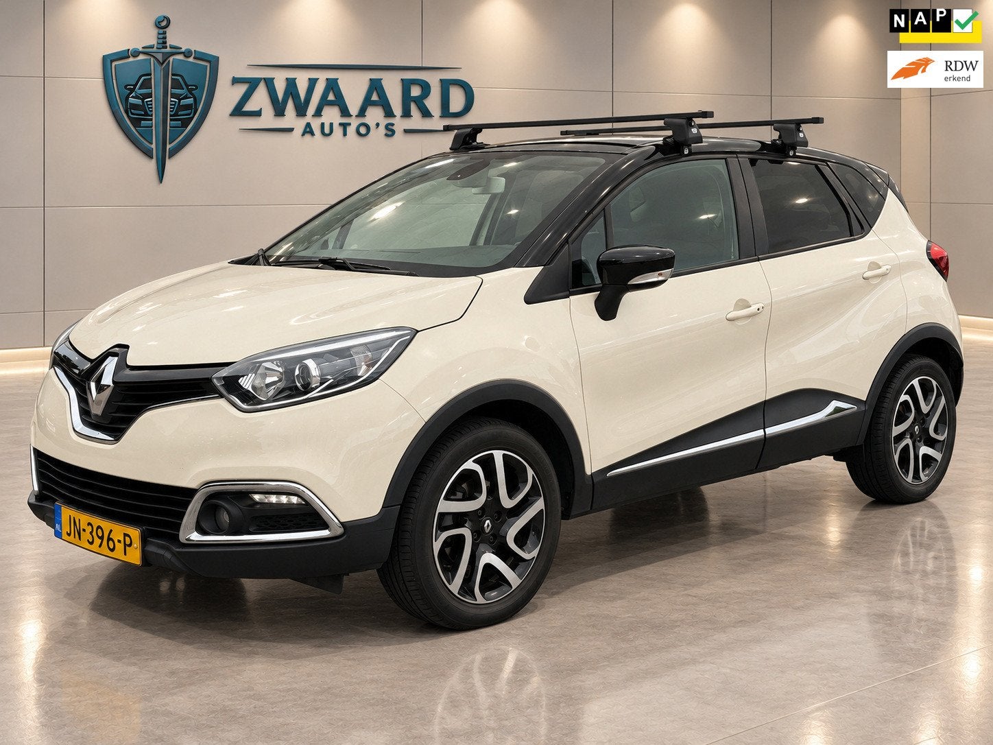 Renault Captur 1.2 TCe Dynamique l Automaat l Cruise l Navi, Auto's, Stof, 4 cilinders, Wit, Origineel Nederlands