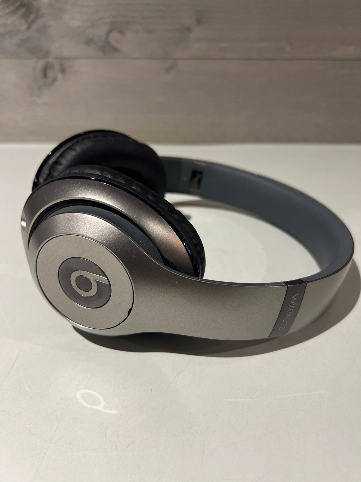 Beats Studio 2.0 Wireless Over-ear Koptelefoon - Grijs, N, N, Bluetooth, Beats