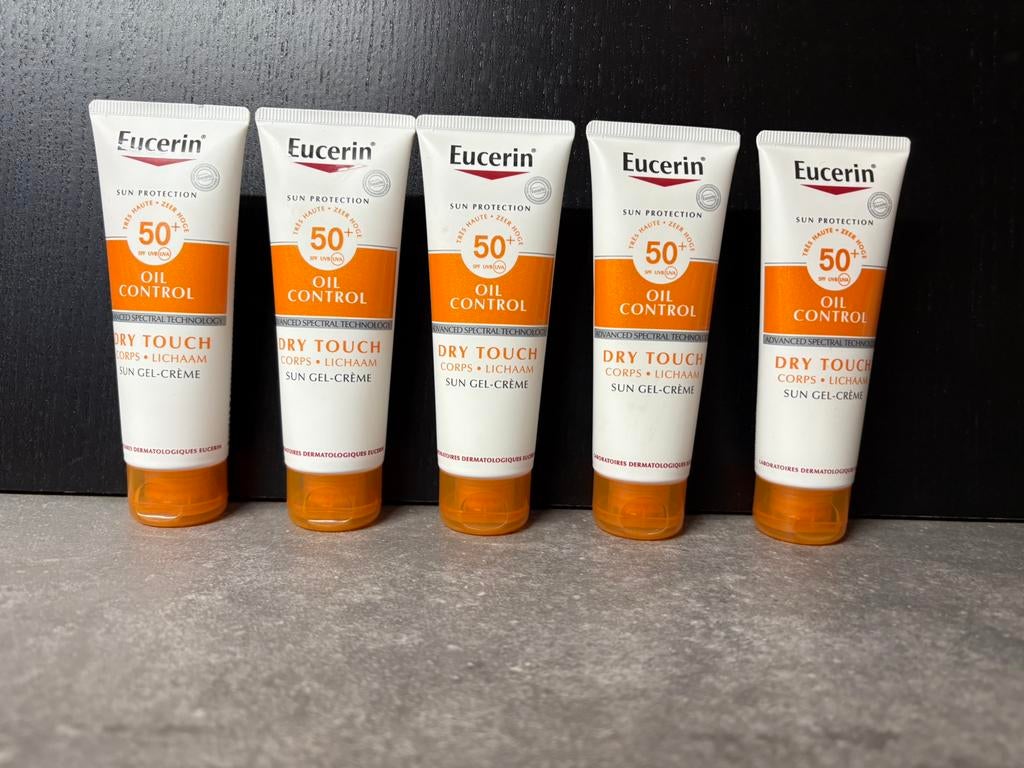 Eucerin oil control dry touch SPF50, Ophalen of Verzenden, Nieuw, Gehele gezicht