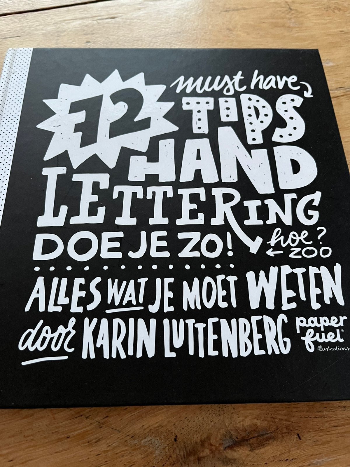 Handletteren boek, Ophalen of Verzenden, Zo goed als nieuw, Boek of Gids
