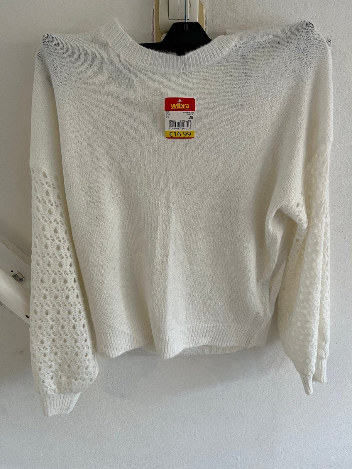 Witte Wibra trui met opengewerkte mouwen - Maat 38, Kleding | Dames, Ophalen, Nieuw, Maat 38/40 (M), Wit