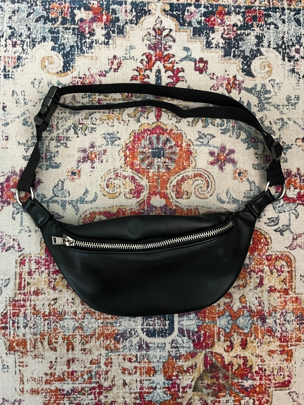 Even&Odd Heuptasje / Fanny Pack Zwart Imitatieleer, Ophalen of Verzenden, Zo goed als nieuw, Zwart, Overige typen