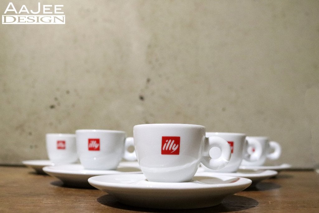 Illy - Espresso kop & grote schotel - Los per set te koop, Gebruikt, Ophalen of Verzenden, Overige stijlen, Kop(pen) en/of Schotel(s)