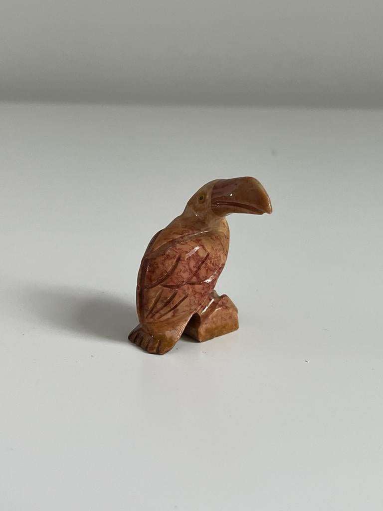 Diverse kleine stenen beeldjes en sokkel, Ophalen, Zo goed als nieuw, Beeldje of Figuurtje