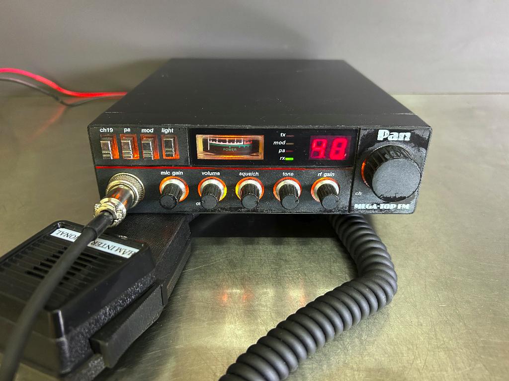 CB Pan Megatop FM  27mc, Telecommunicatie, Zenders en Ontvangers, Ophalen of Verzenden, Gebruikt, Zender en Ontvanger