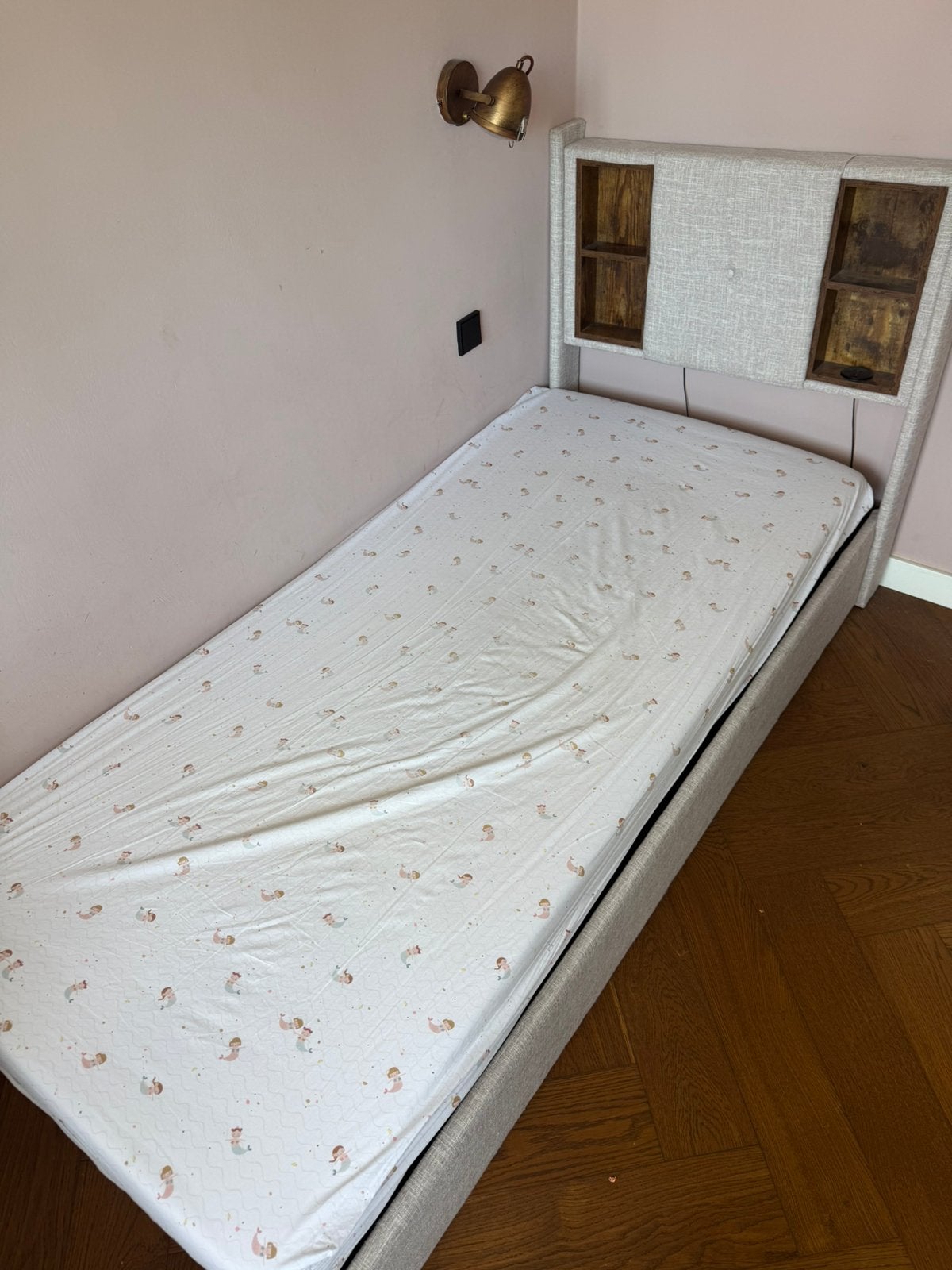 Eenpersoonsbed, Ophalen, Gebruikt, Eenpersoons, Beige