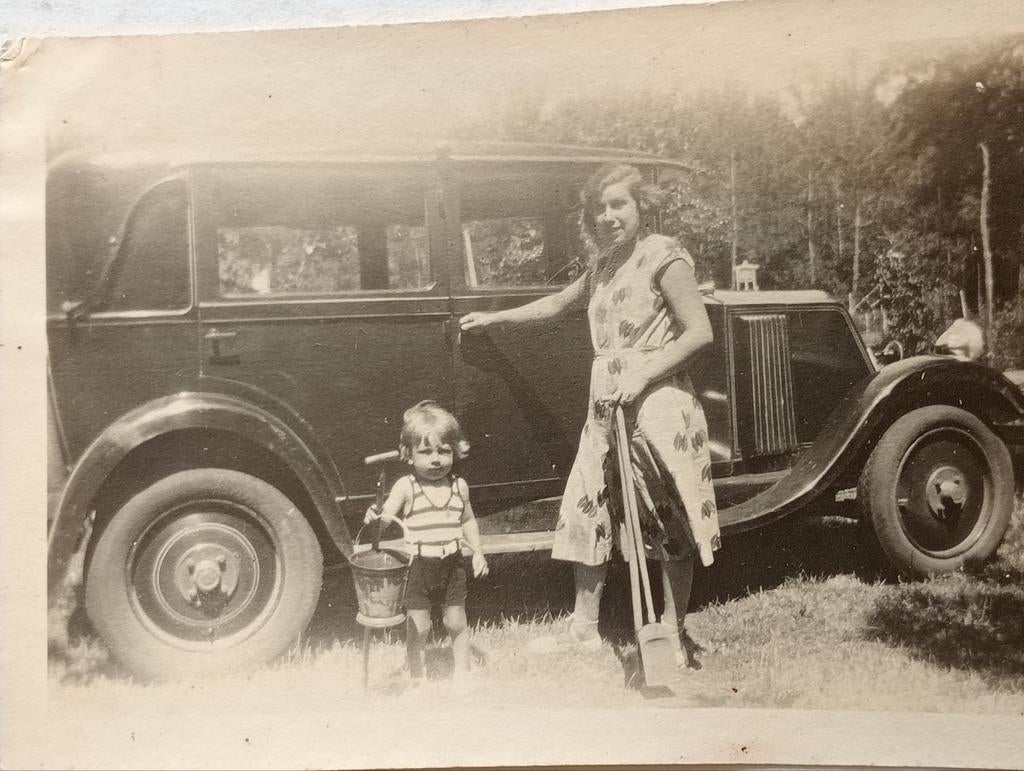 Foto Renault Oldtimer jaren 30, Ophalen of Verzenden, Voor 1940, Gebruikt, Overige onderwerpen