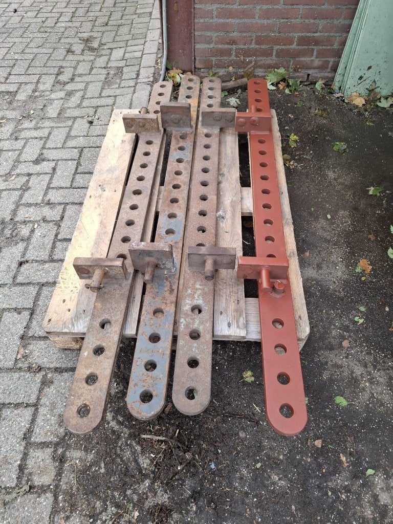 Te koop vele Fendt onderdelen, velgen & banden, Ophalen