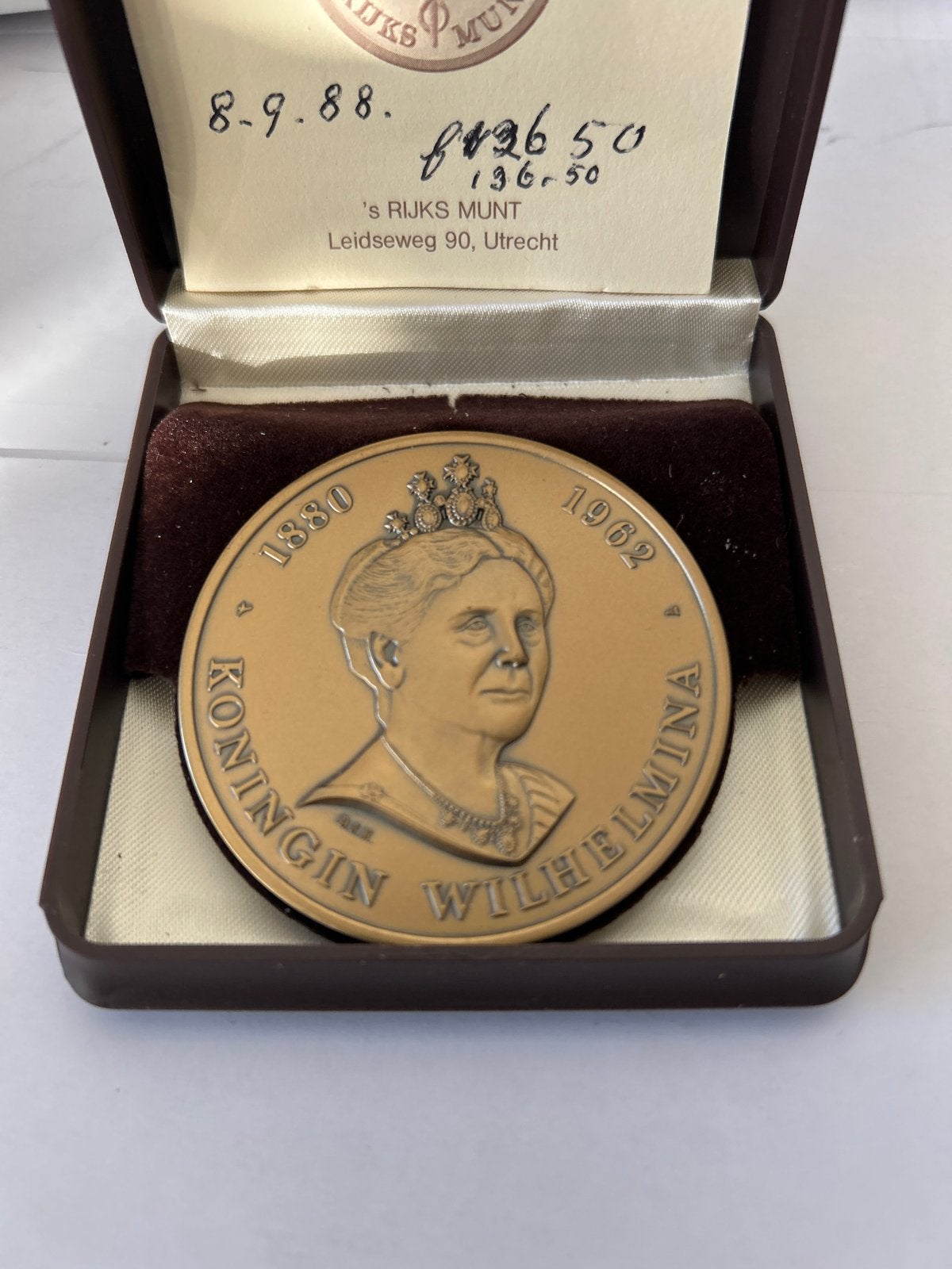 Herdenkingsmunt Koningin Wilhelmina Paleis Het Loo, Ophalen of Verzenden, Brons, Nederland