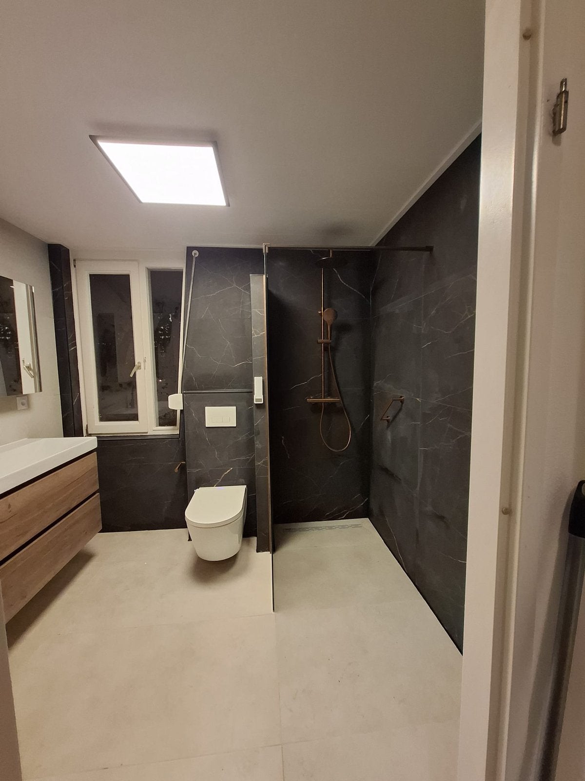 Complete badkamer renovatie | Van sloop tot montage |, Ophalen of Verzenden