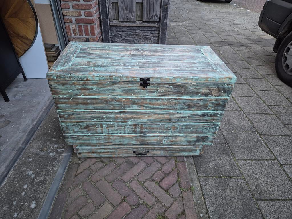Te koop opbergkist sloophout met gasveer en laden op wielen, Ophalen, 50 tot 100 cm, Zo goed als nieuw, 75 cm of meer