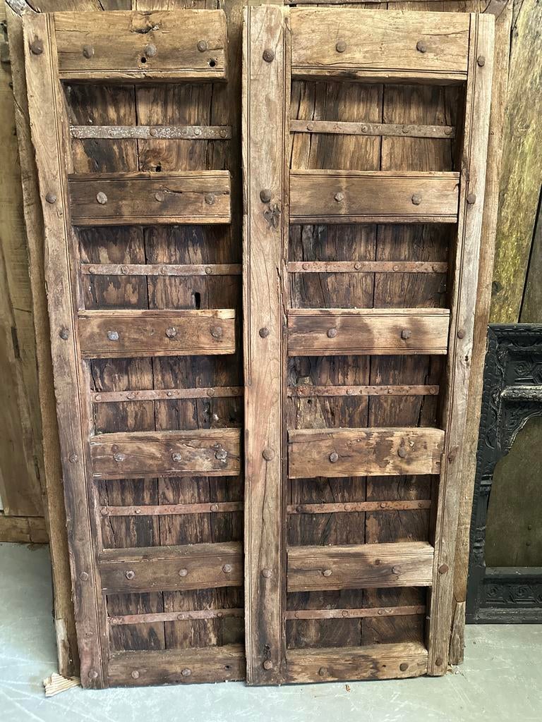 Antieke Indiase deuren set - Rustiek hout en ijzer, Ophalen