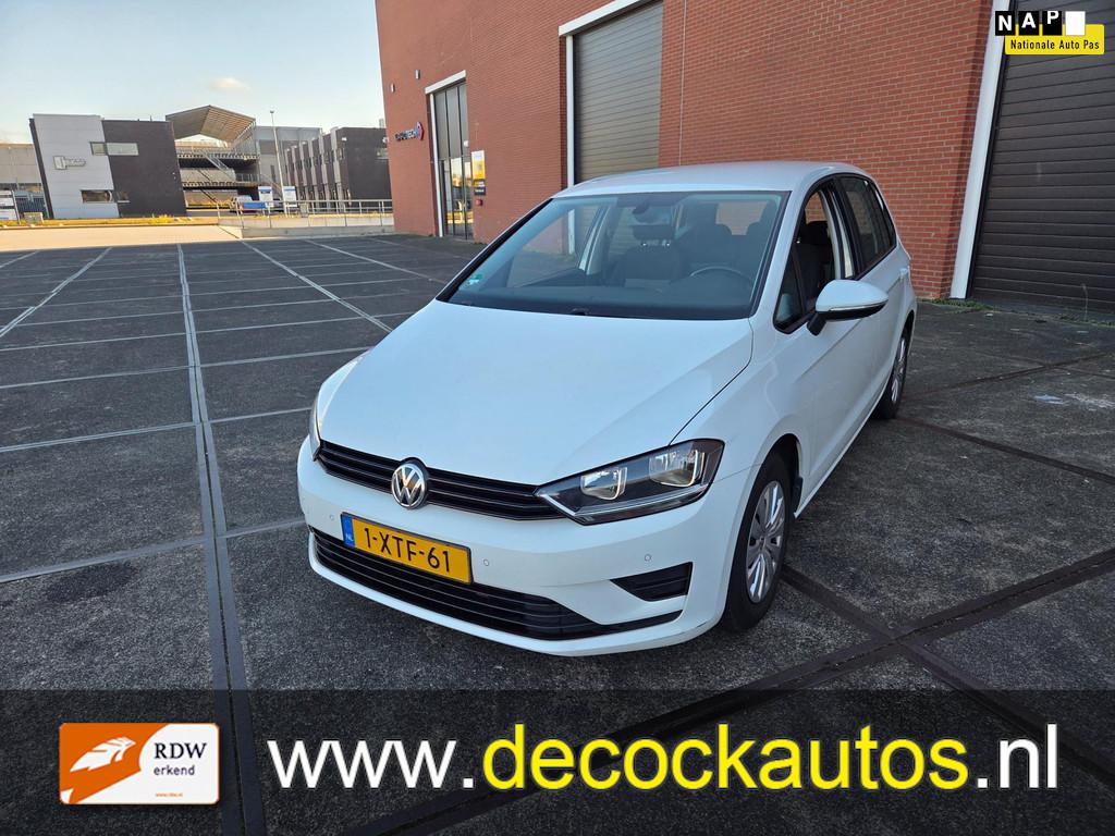 Volkswagen Golf SportsVan