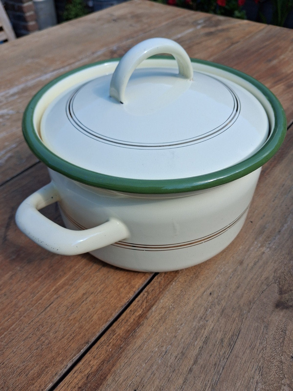 Vintage emaille pan met deksel - Crème met groene rand, Antiek en Kunst, Ophalen of Verzenden