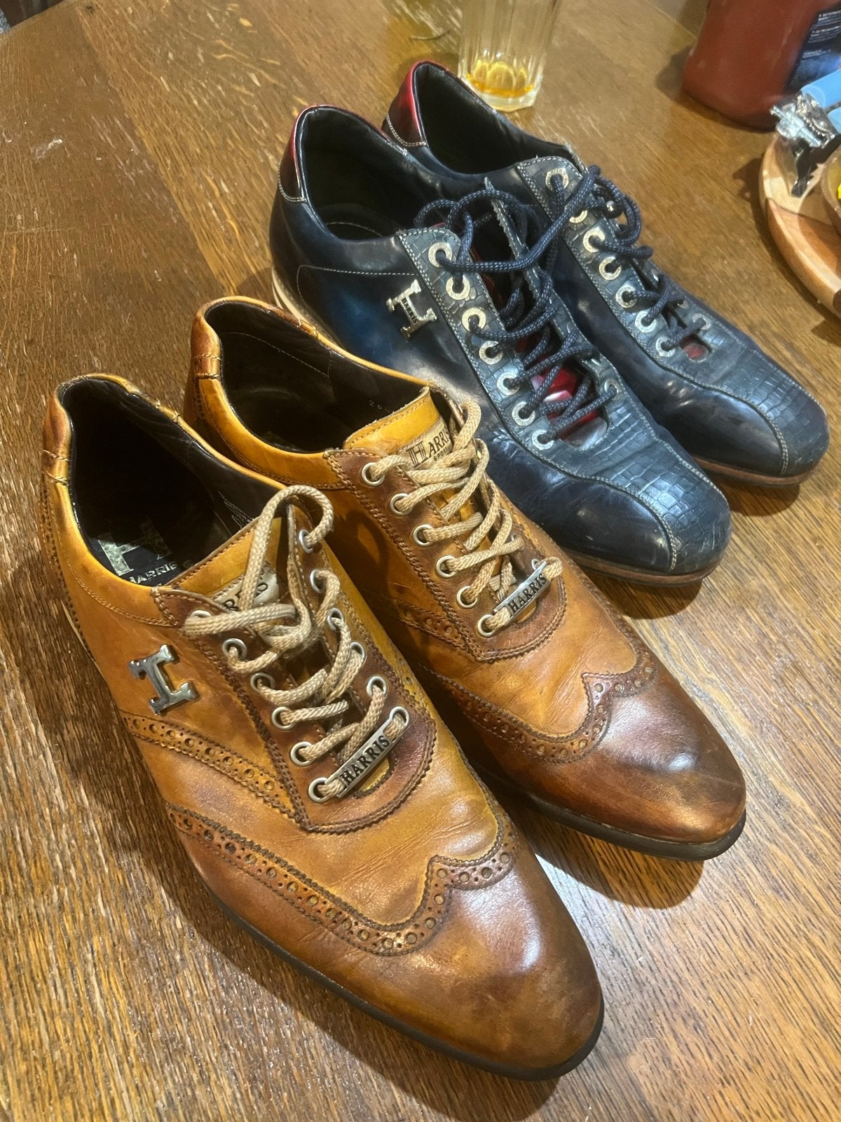 Harris Firenza sneakers maat 43, Kleding | Heren, Schoenen, Ophalen of Verzenden, Gedragen, Bruin, Sneakers of Gympen