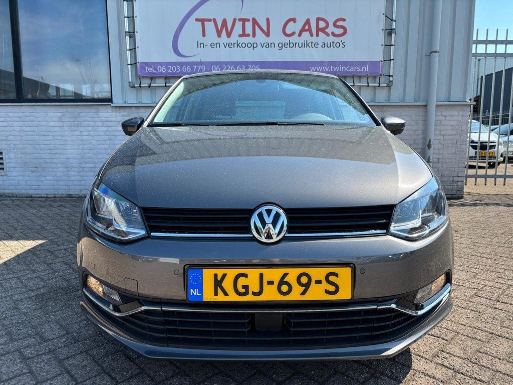Volkswagen POLO 1.2 TSI Highline Clima Alcantara Stoelverwar, Auto's, Volkswagen, Voorwielaandrijving, Gebruikt, 4 cilinders, Automatische klimaatregeling