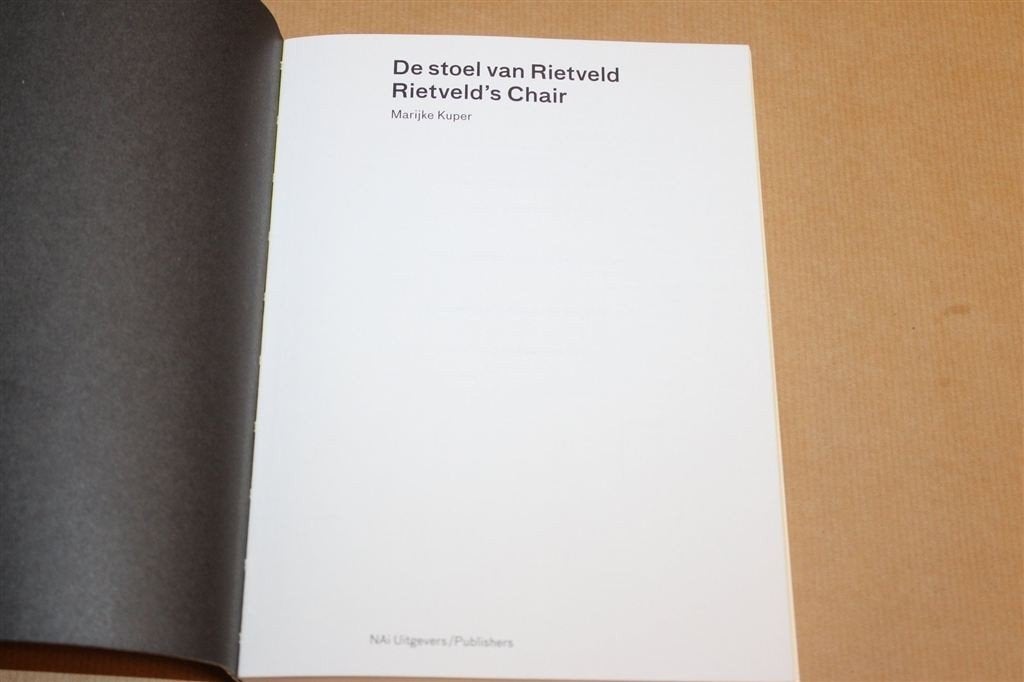 De Stoel van Rietveld — Premsela Design Story 1, met DVD, Verzenden, Zo goed als nieuw, Fotografen