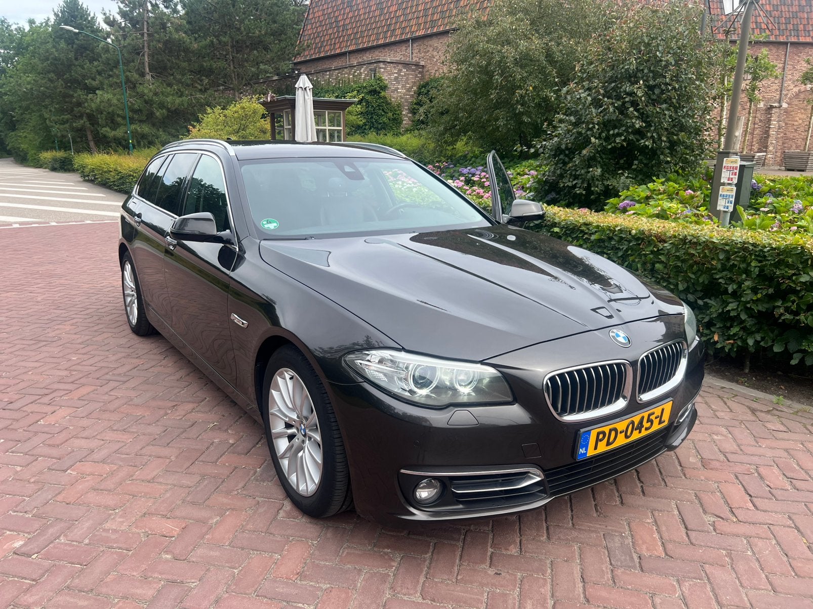 BMW 520 d november 2013 automaat dealer onderhouden, Achterwielaandrijving, 1995 cc, Leder, Stationwagon