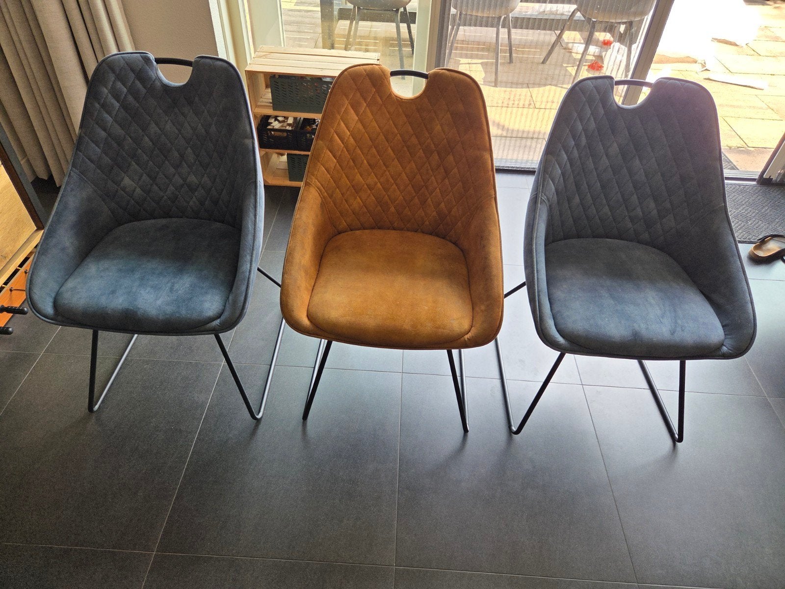 Set van 3 comfortabele eetkamerstoelen in diverse kleuren, Gebruikt, Overige kleuren, Ophalen of Verzenden, Stof