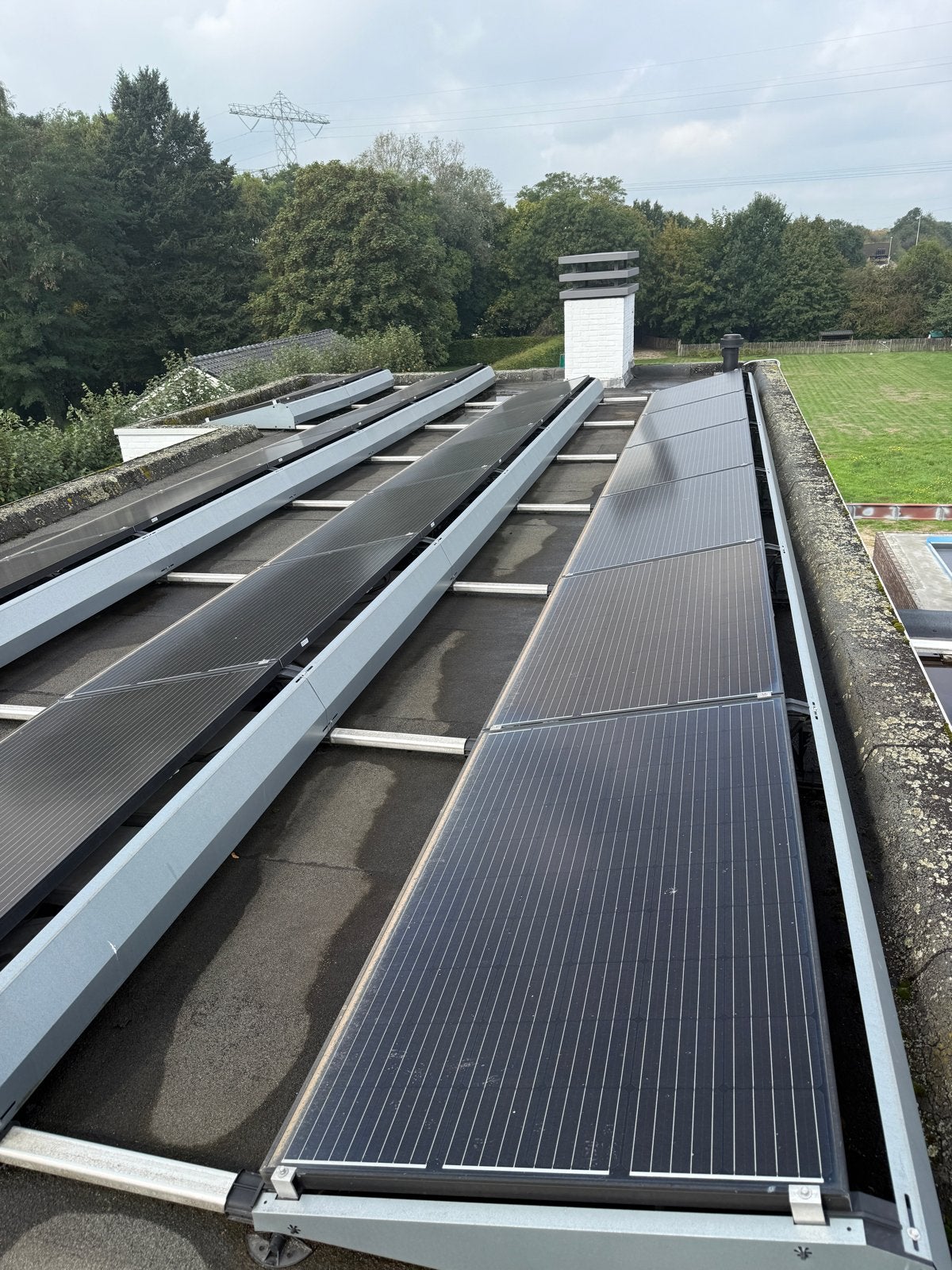 Complete set zonnepanelen – 21x Jinko Solar + SolarEdge +, Ophalen of Verzenden, Gebruikt, Compleet systeem, 200 wattpiek of meer