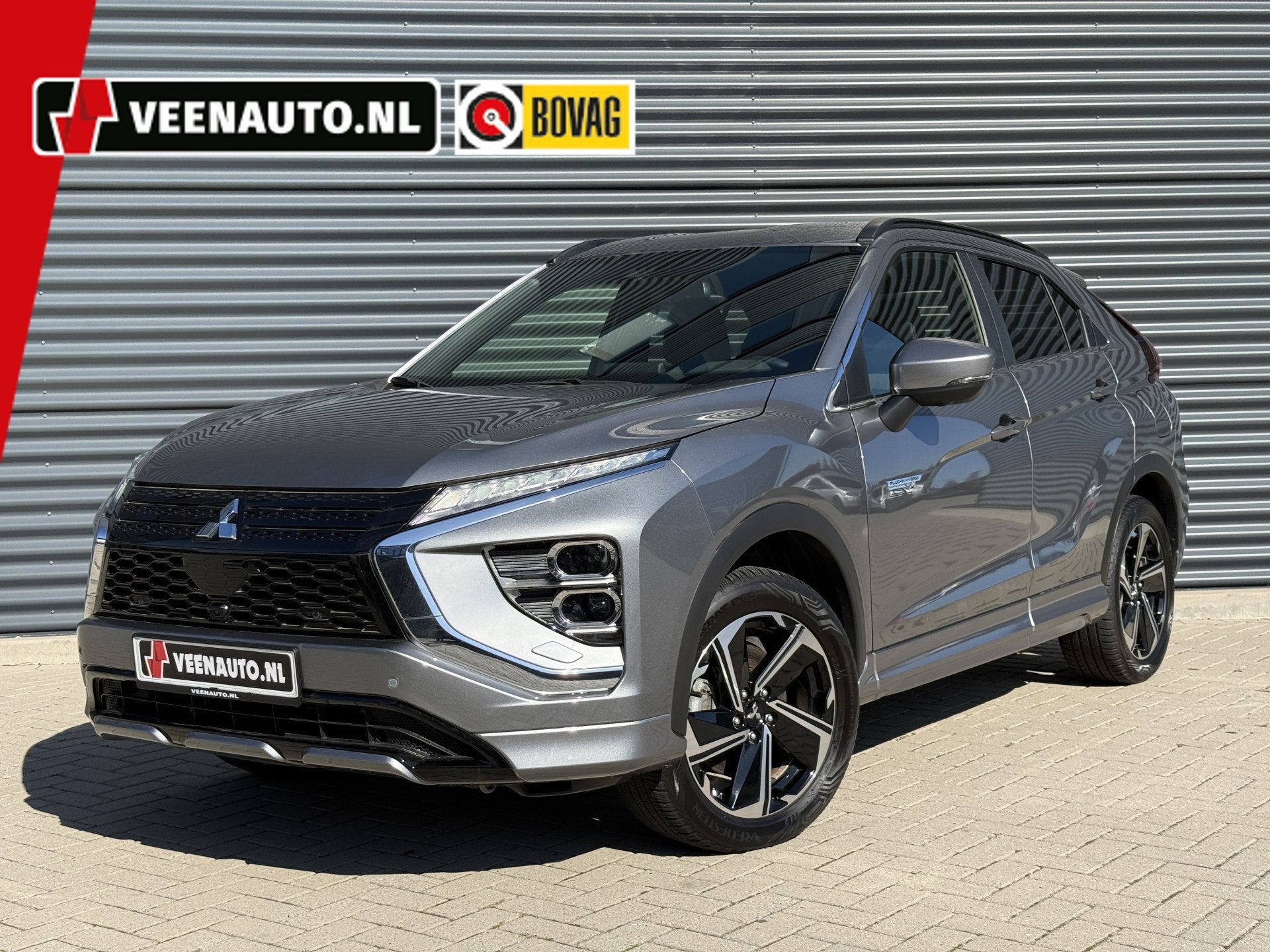 Mitsubishi Eclipse Cross 2.4 PHEV Executive 360Cam/Apple, Auto's, Automaat, Zwart, 4 cilinders, Leder en Stof