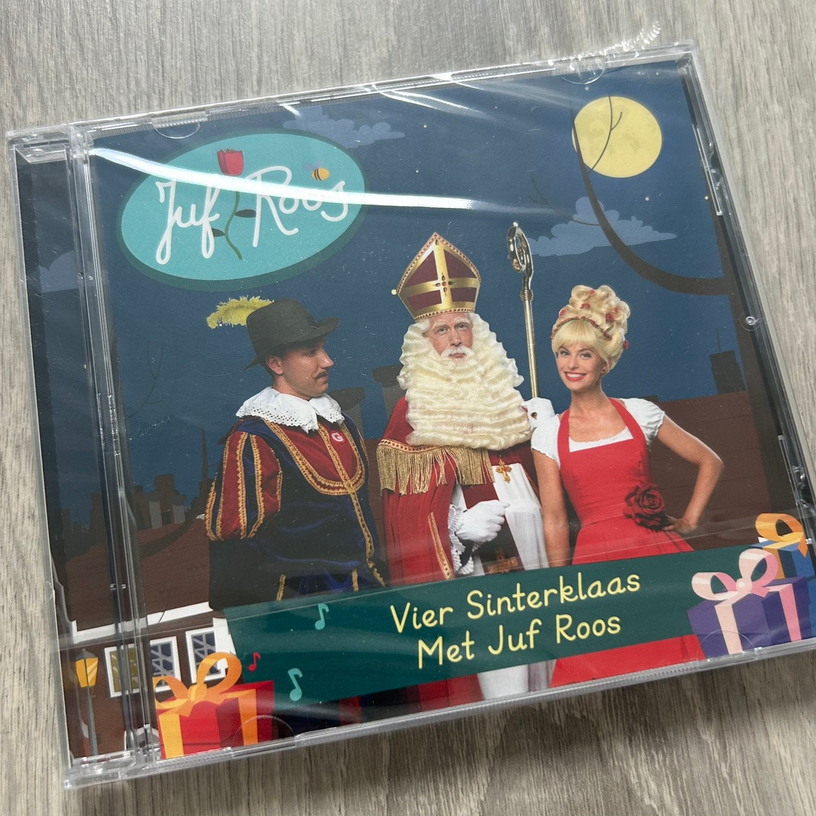 NIEUWE Cd Vier Sinterklaas met Juf Roos, Ophalen of Verzenden, Album, Muziek, Nieuw in verpakking