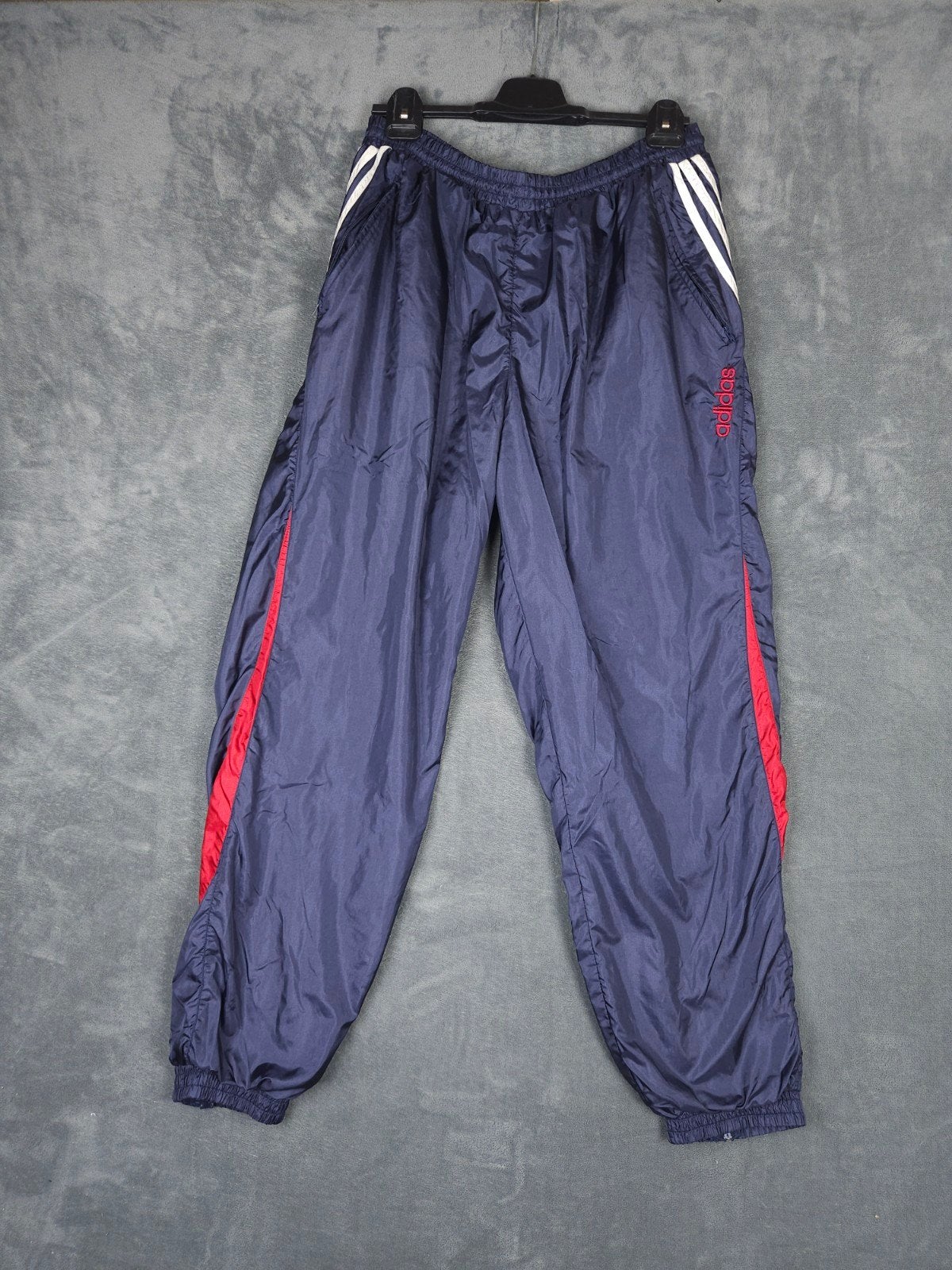 Adidas Trainingsbroek XL D8 Blauw Rood Vintage

St, Kleding | Heren, Blauw, ., Maat 56/58 (XL), Ophalen of Verzenden