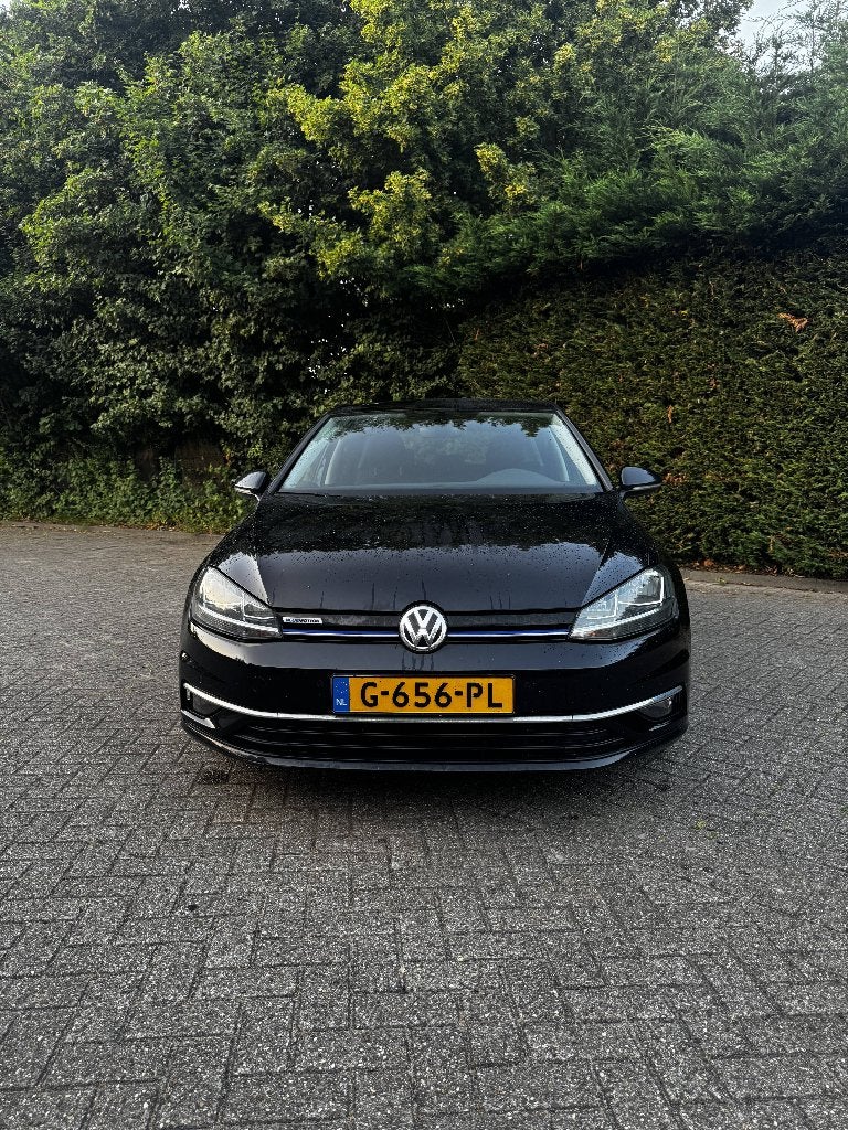 Volkswagen Golf 1.5 TSI 130pk 2019 Zwart, Elektronische parkeerrem, Stof, 1498 cc, 4 cilinders