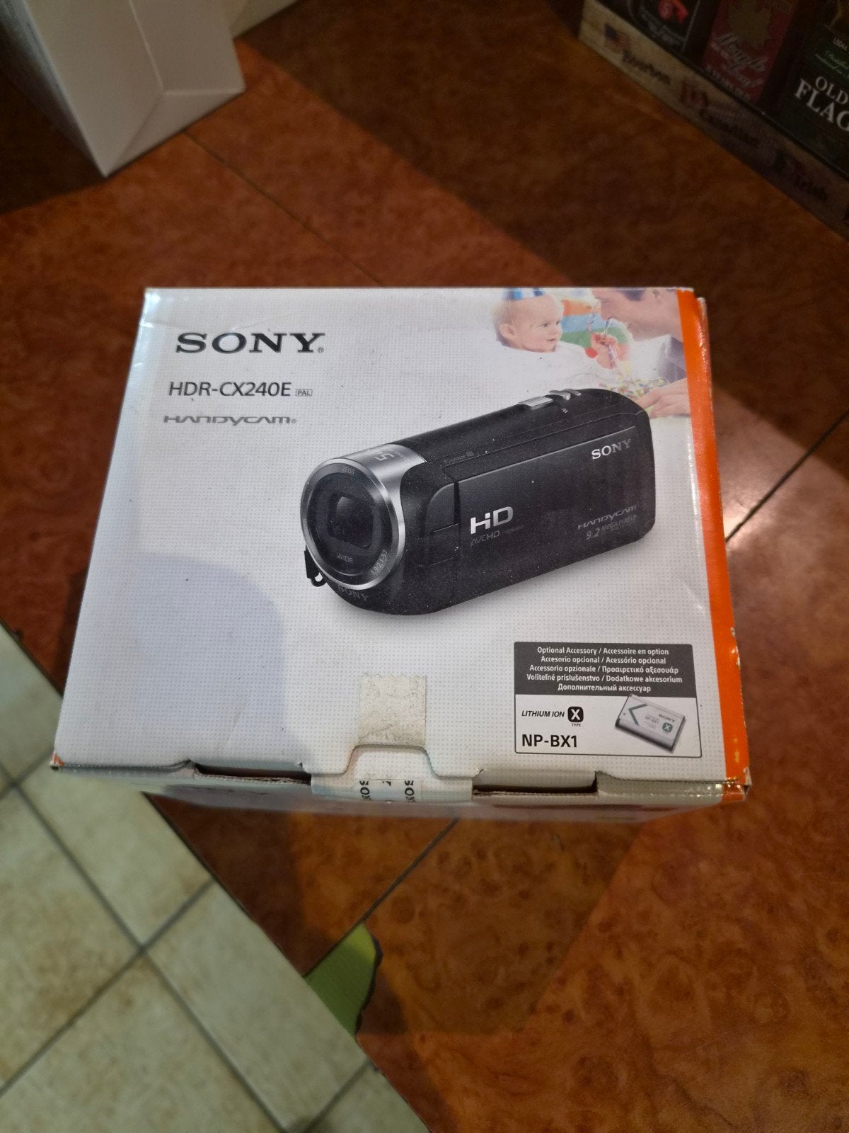 Sony HDR-CX240E Handycam Full HD Camcorder, Ophalen of Verzenden, Zo goed als nieuw