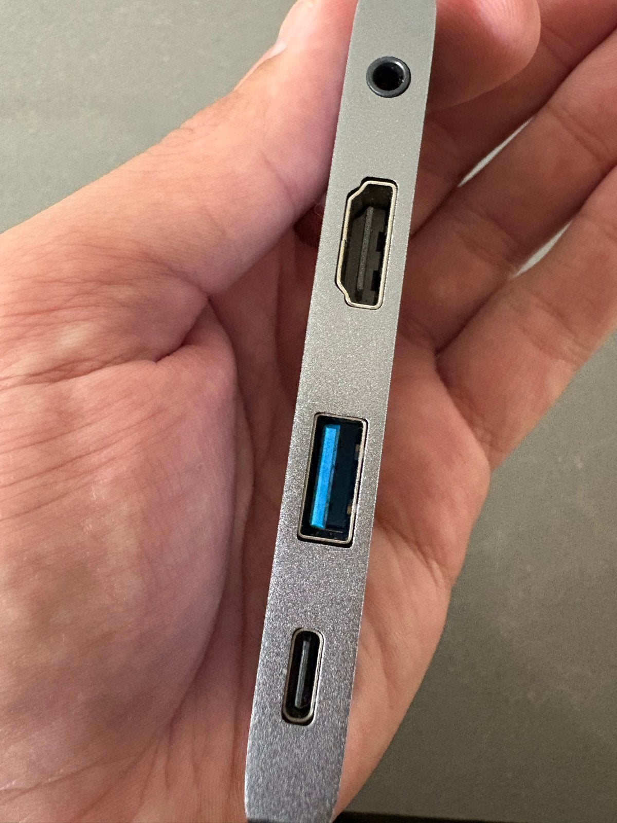 USB-C Hub met HDMI, USB-A en Audio Jack, Ophalen of Verzenden, Zo goed als nieuw