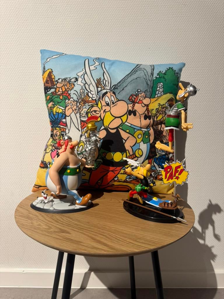Asterix & Obelix decor set (beeldjes + kussen), Ophalen