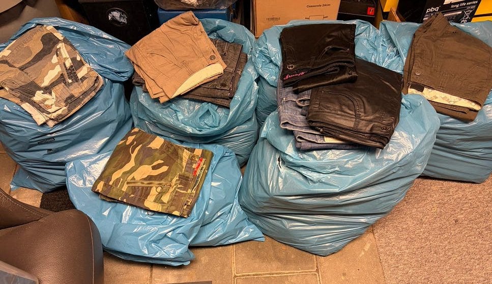 Grote partij dames broeken/ jeans, Ophalen of Verzenden, Zo goed als nieuw, Maat 38/40 (M)