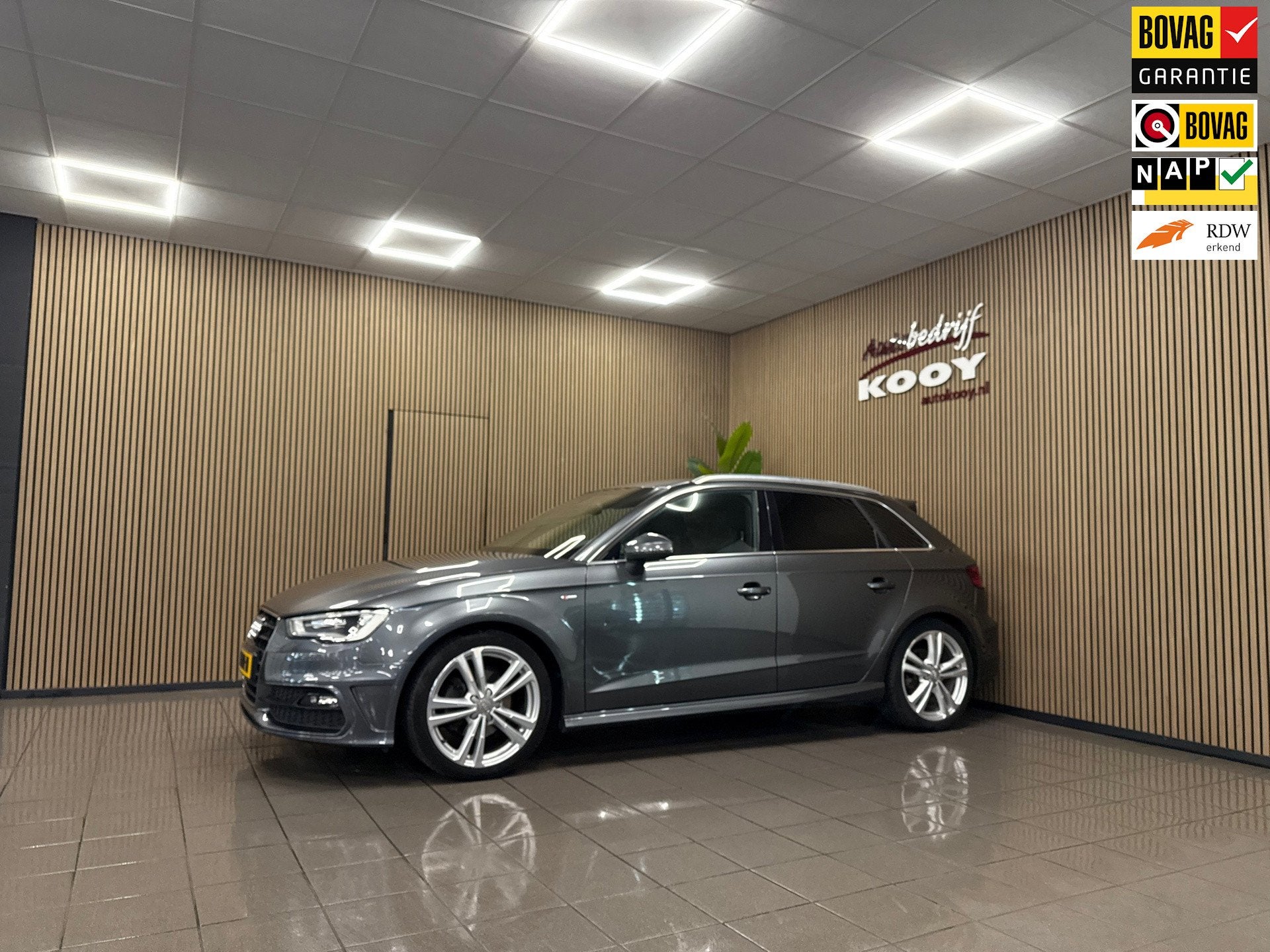 Audi A3 Sportback 1.4 TFSI CoD Ambition Pro Line S * Navigat, Auto's, Dealer onderhouden, Gebruikt, Euro 6, 150 pk