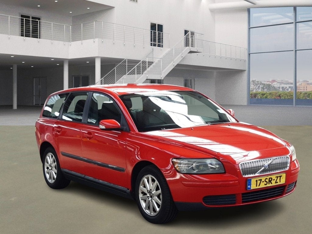 Volvo V50 1.8 Kinetic/ APK 17-08-2027, Auto's, Voorwielaandrijving, 125 pk, 4 cilinders, Electronic Stability Program (ESP)