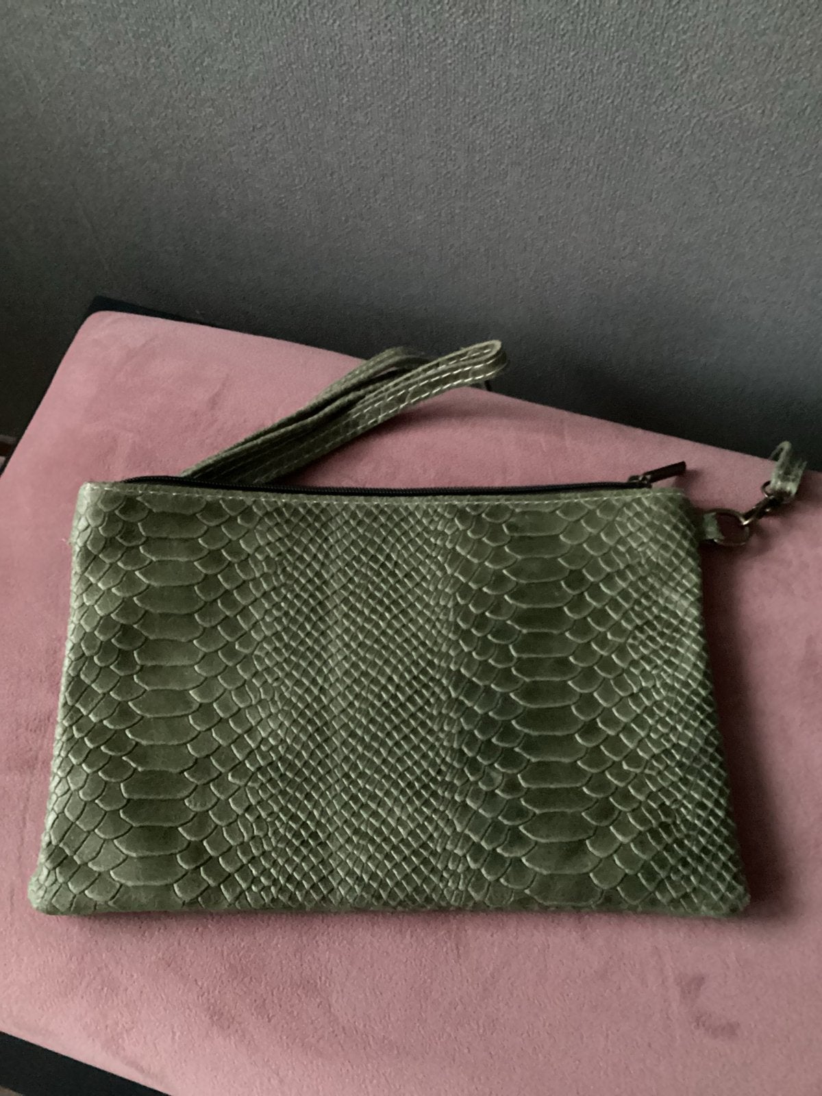 Groene clutch/schoudertasje  slangenprint nieuw leer kerst, Sieraden, Tassen en Uiterlijk, Ophalen of Verzenden, Nieuw, Groen