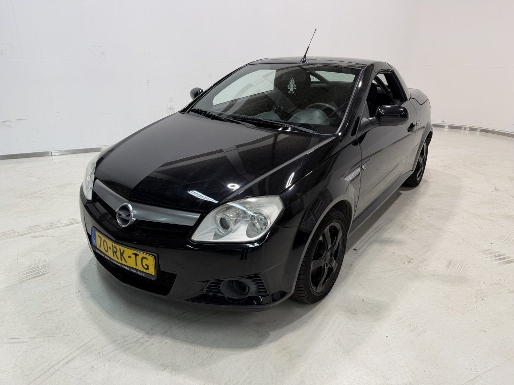 Opel Tigra TwinTop 1.4-16V Cosmo (bj 2005), Gebruikt, Open dak, 4 cilinders, Cabriolet
