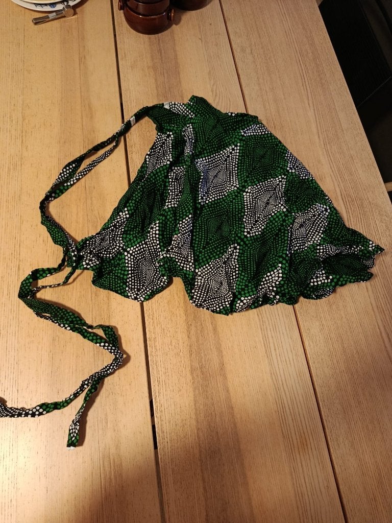 Groene en witte crop top met patroon, Maat 38/40 (M), Ophalen of Verzenden, Boven de knie, Groen