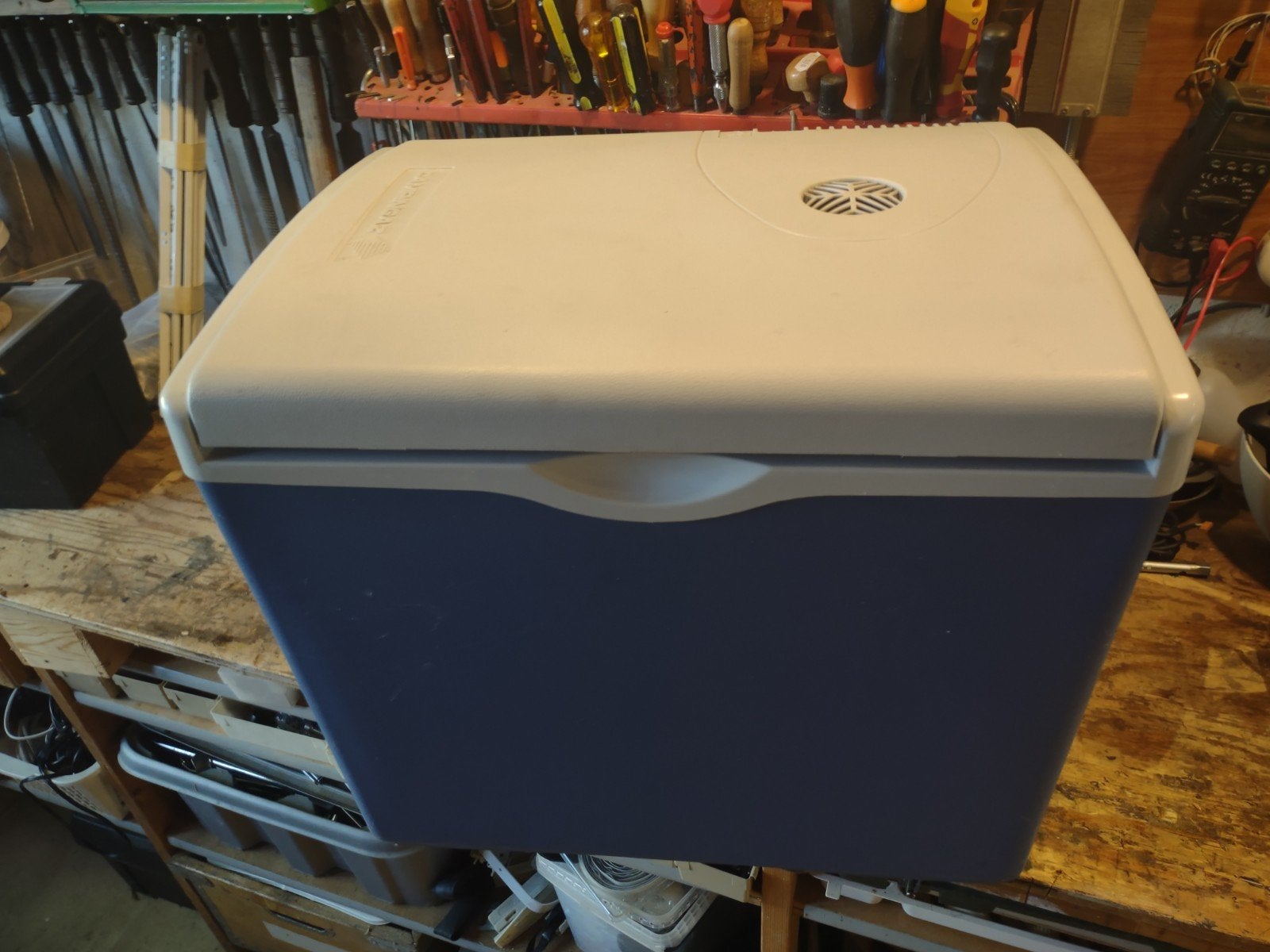 36 Liter Camping Koelbox van het merk Campinggaz, 12v&240V, Ophalen, Zo goed als nieuw, Koelbox, Elektrisch