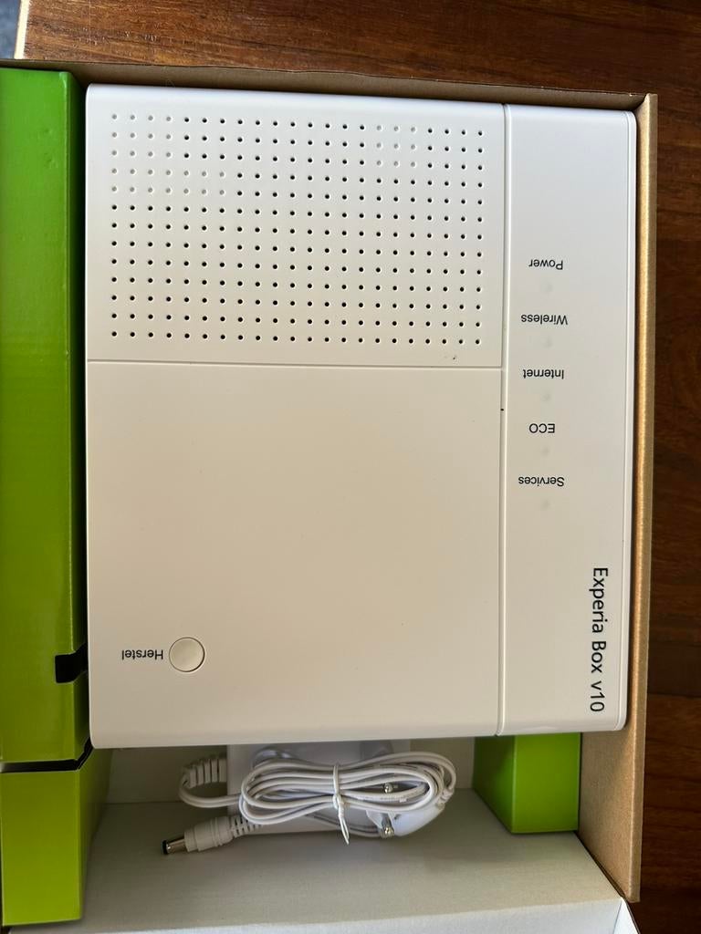 Experia Box v10 Modem/Router – nieuw in doos, Computers en Software, Routers en Modems, Ophalen of Verzenden, Nieuw