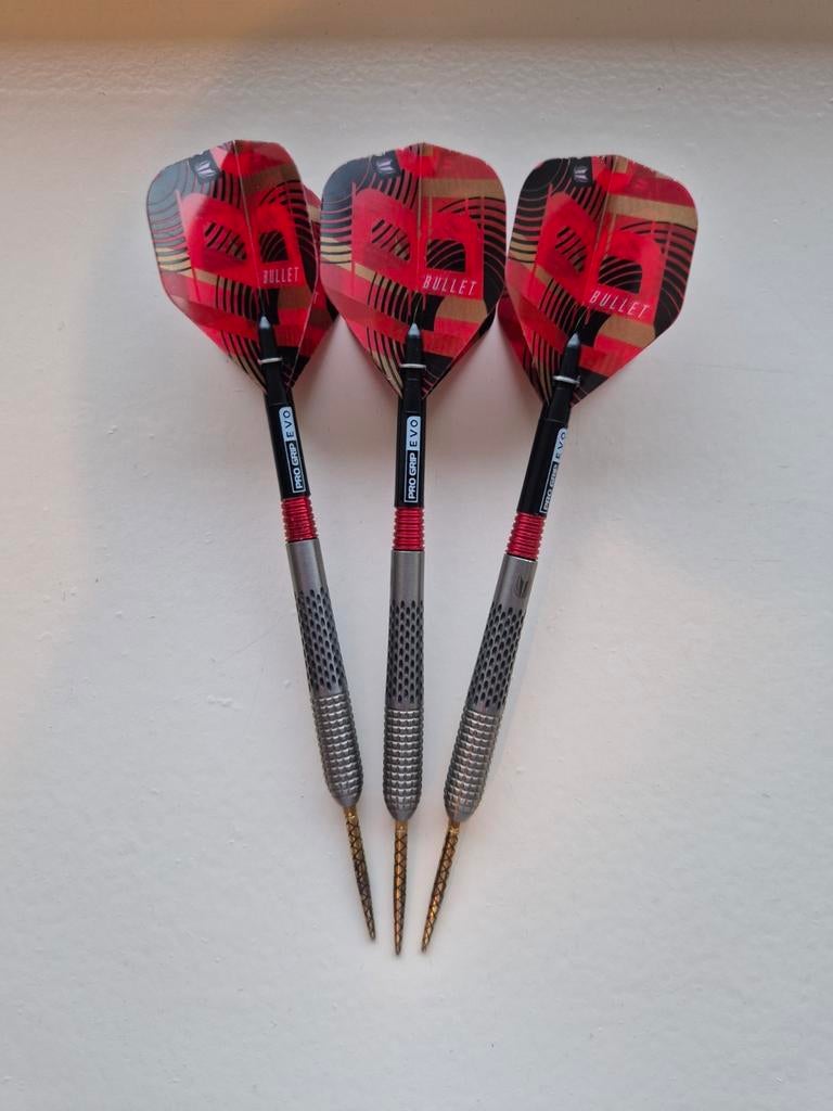 Target Stephen Bunting Gen 5 Swiss Point 95% - 23 gram, Sport en Fitness, Darts, Ophalen of Verzenden, Zo goed als nieuw, Pijlen