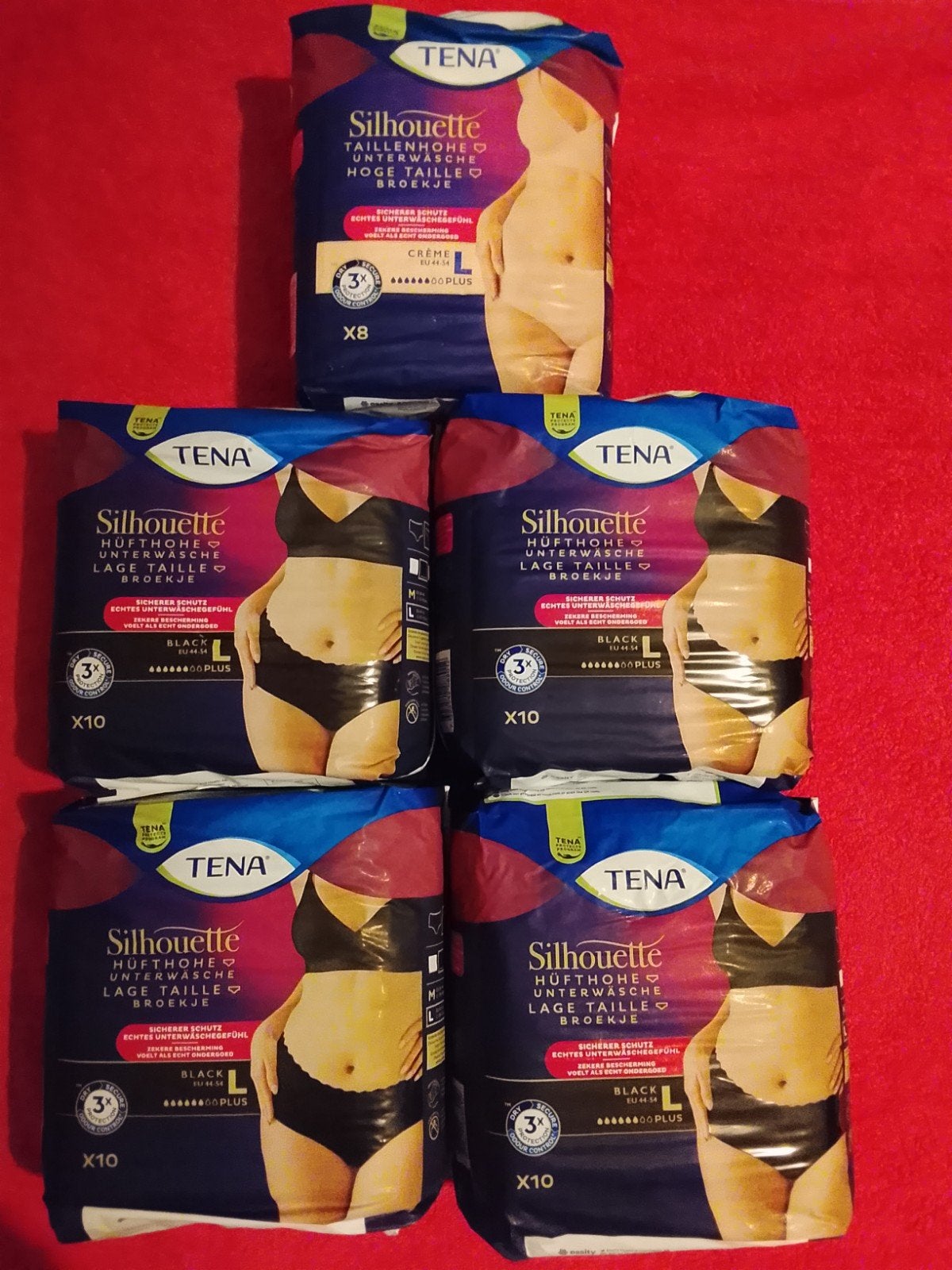 Tena ondergoed verband € 5,- per pak, Ophalen