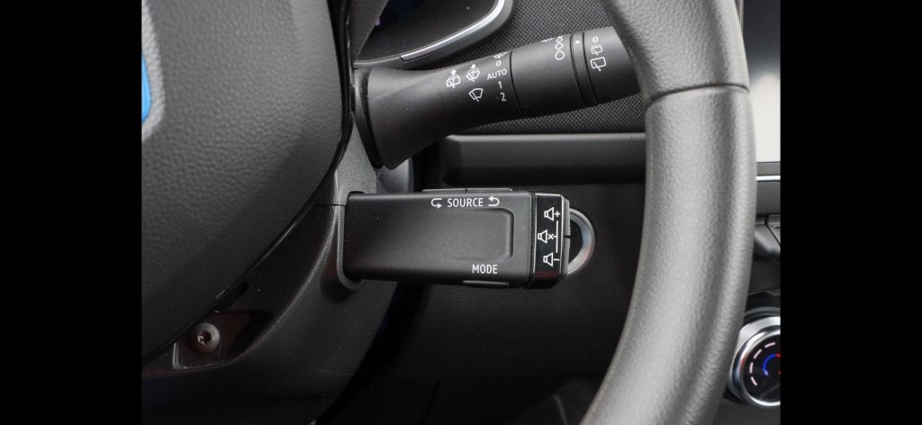 Foto 6 van ✅ Prachtige JONGE Renault ZOE life R110 -100pk 2020 metallic