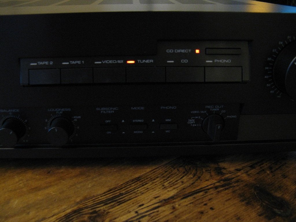 Foto 3 van Yamaha AX -500 versterker, am/fm tuner TX -L400