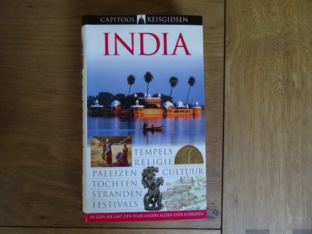capitool reisgids India, Boeken, Reisgidsen, Zo goed als nieuw, Reisgids of -boek, Europa, Capitool, Ophalen of Verzenden
