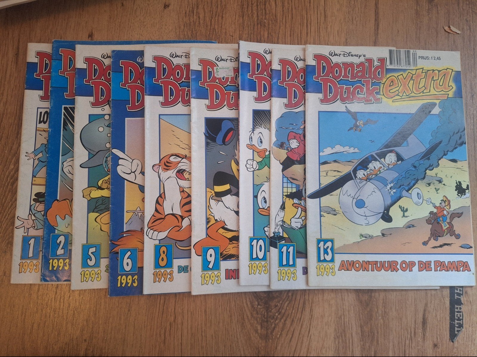 Donald Duck Extra Jaargang 1993, Meerdere stripboeken, Ophalen of Verzenden, Gelezen