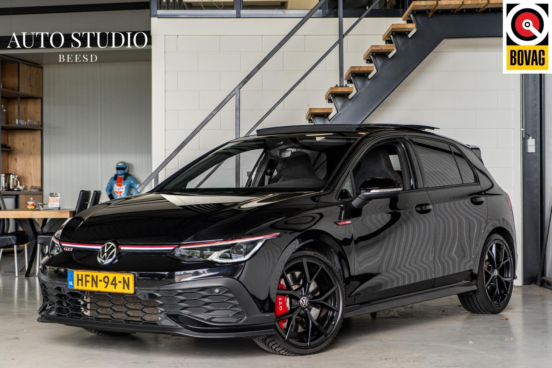 Volkswagen Golf GTI Clubsport 300 PK | Pano | IQ.Light | 19, Auto's, Dealer onderhouden, Verwarmde buitenspiegels, 4 cilinders