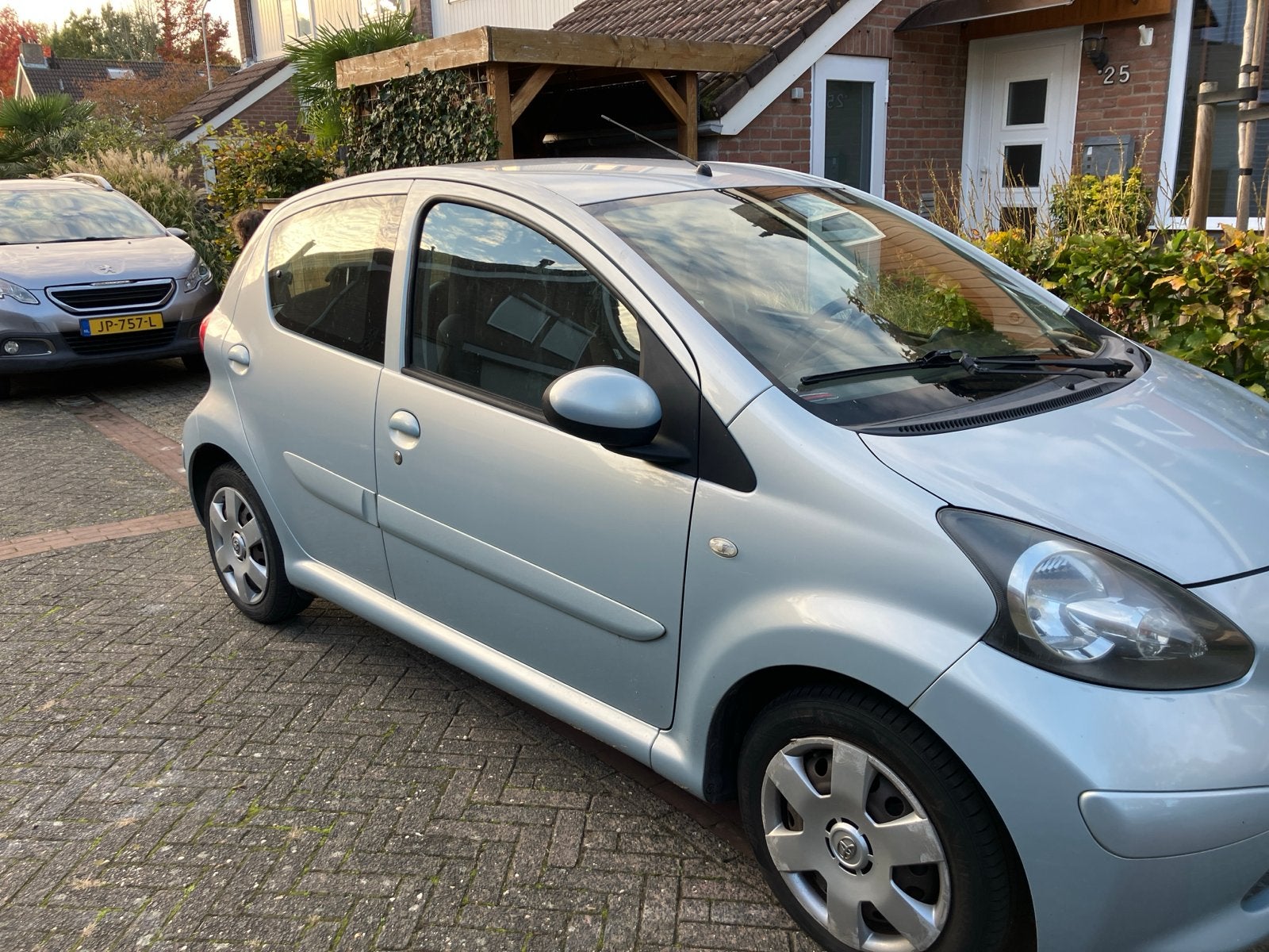 Toyota Aygo 1.0 12V Vvt-i 5DRS 2006 Blauw, Auto's, Voorwielaandrijving, 68 pk, Origineel Nederlands, Handgeschakeld