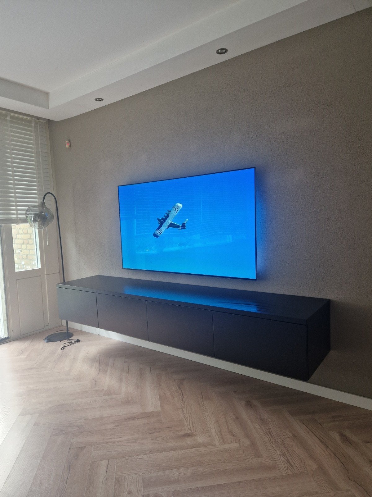 zwarte tvmeubel, Ophalen, 25 tot 50 cm, 200 cm of meer, Minder dan 100 cm