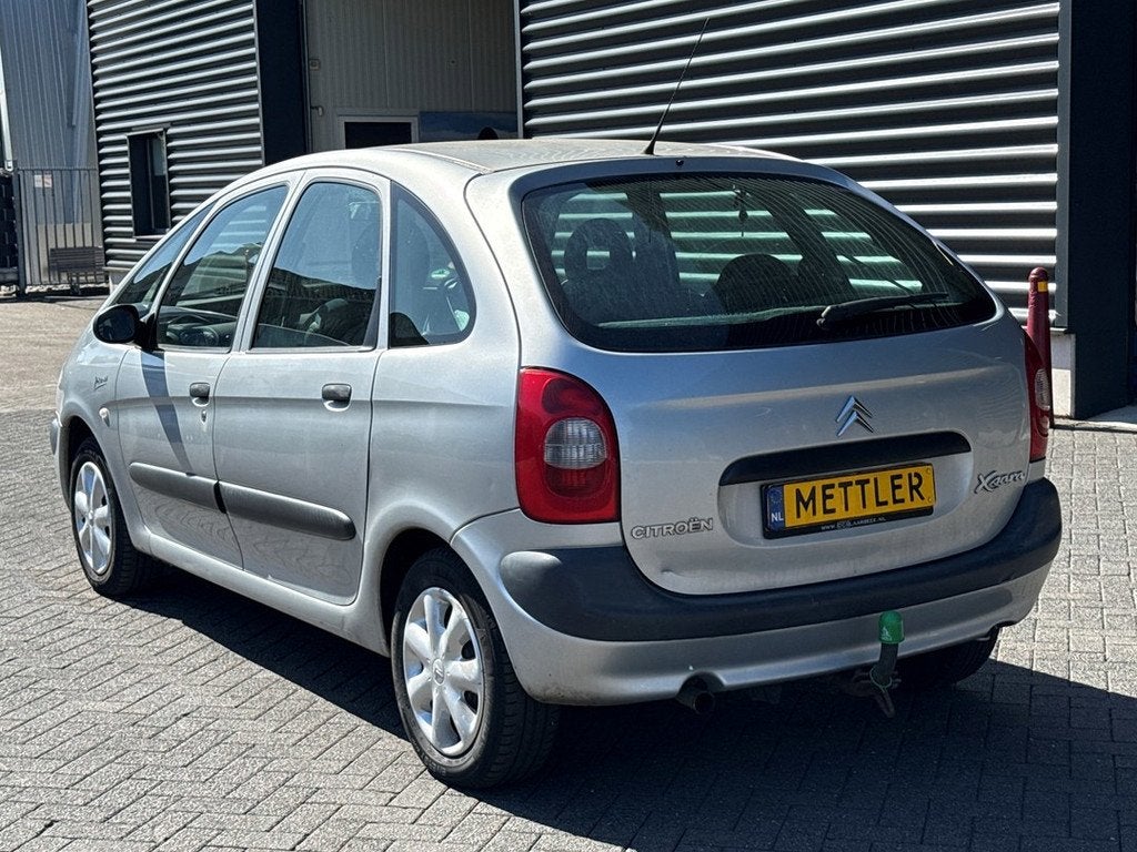 Citroen Xsara Picasso 1.8i-16V Différence, trekhaak, airco, Auto's, Citroën, 4 cilinders, 1749 cc, 116 pk, Origineel Nederlands